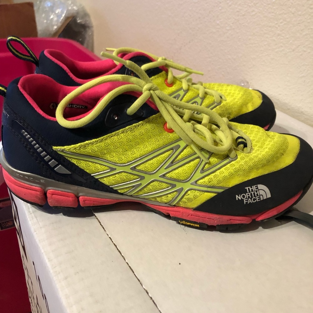 The north face cross training shoes